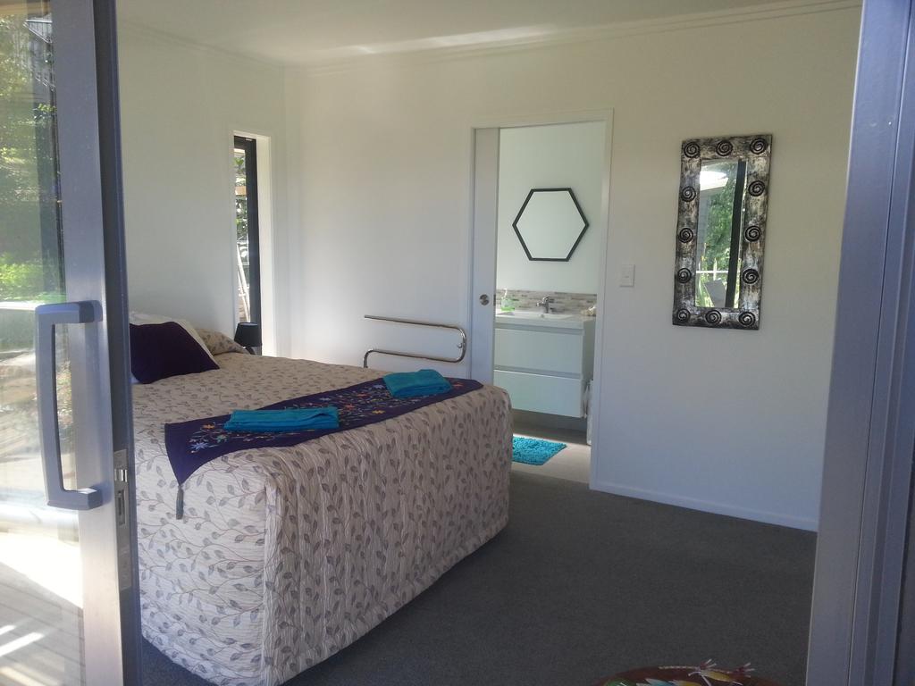 Bay View Retreat Apartment Whangarei Heads ภายนอก รูปภาพ