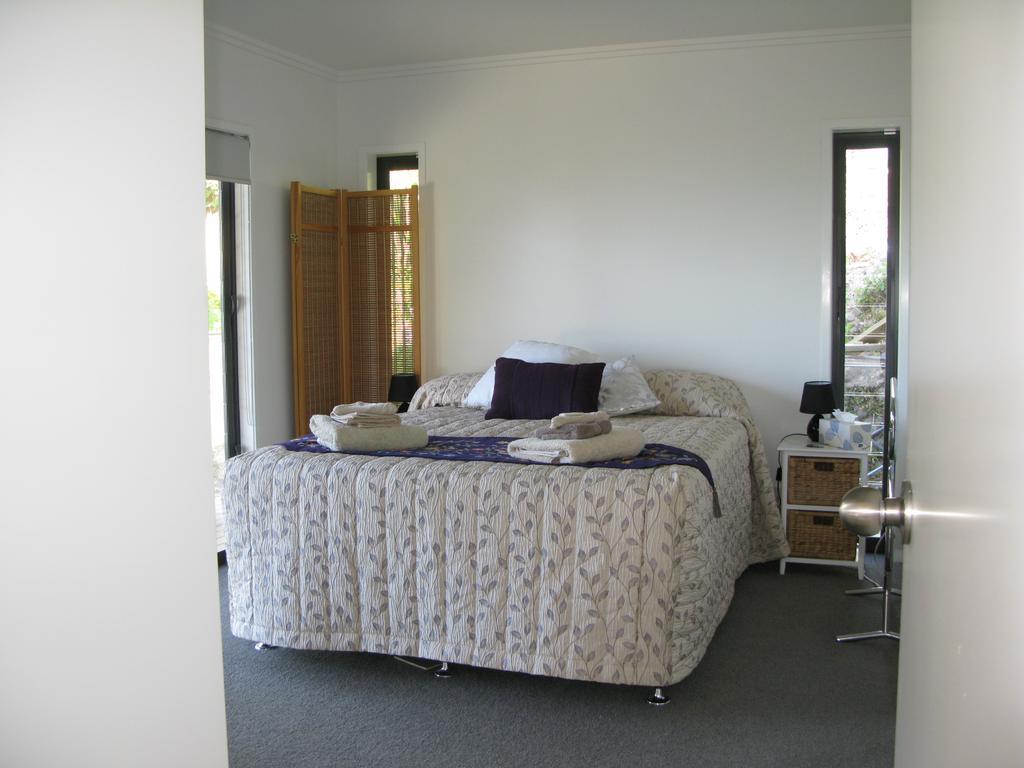 Bay View Retreat Apartment Whangarei Heads ภายนอก รูปภาพ